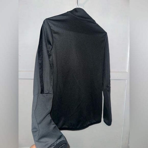 Nike jacket - Picture 2 of 2